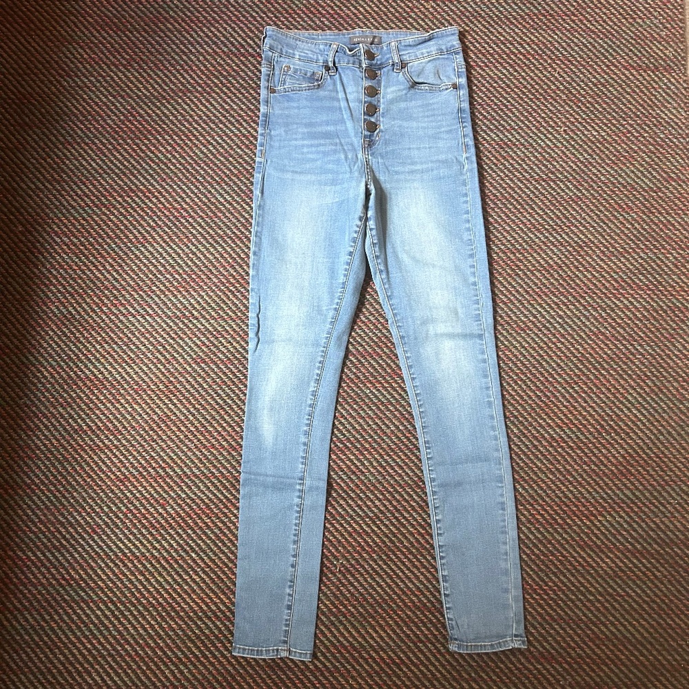 Kendall & Kylie Super High Rise Skinny Jeans Size 8 28 7/8 Light Wash Blue